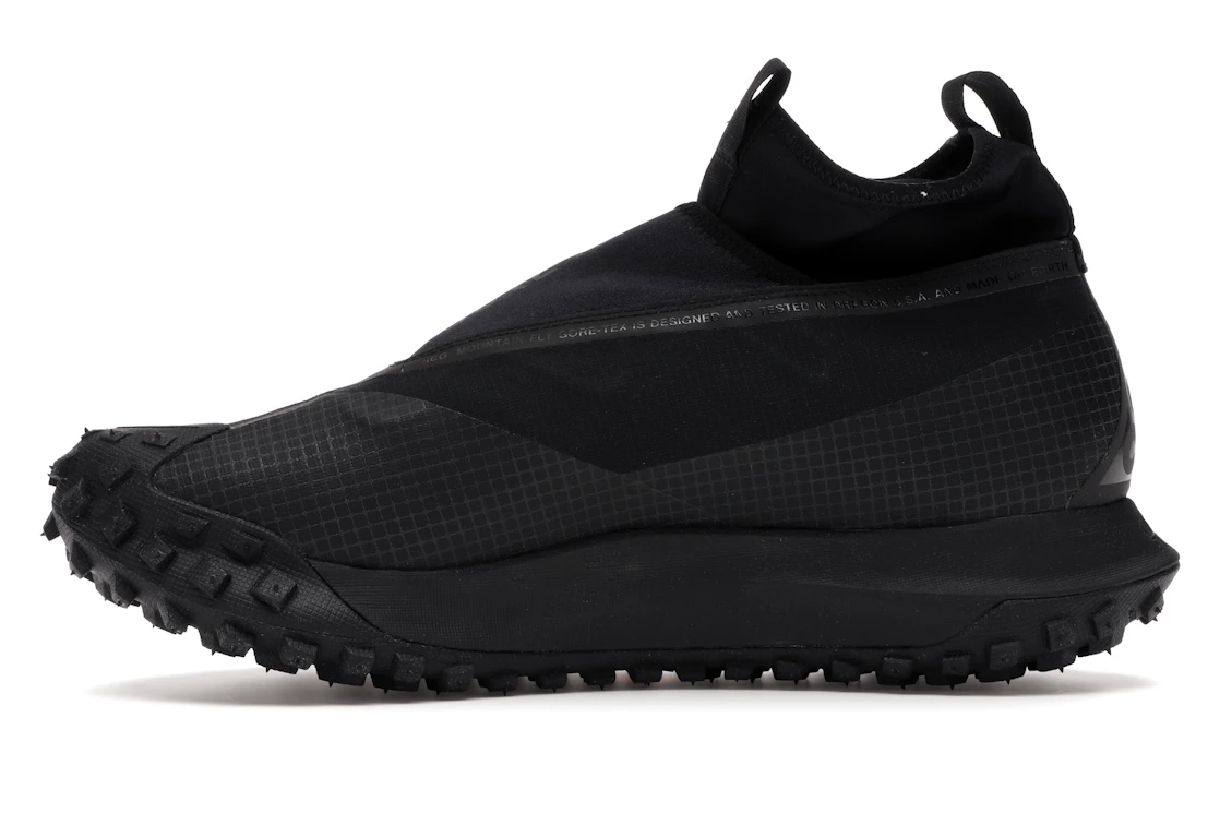 Vue 19 de Nike ACG Mountain Fly Gore-tex Dark Grey