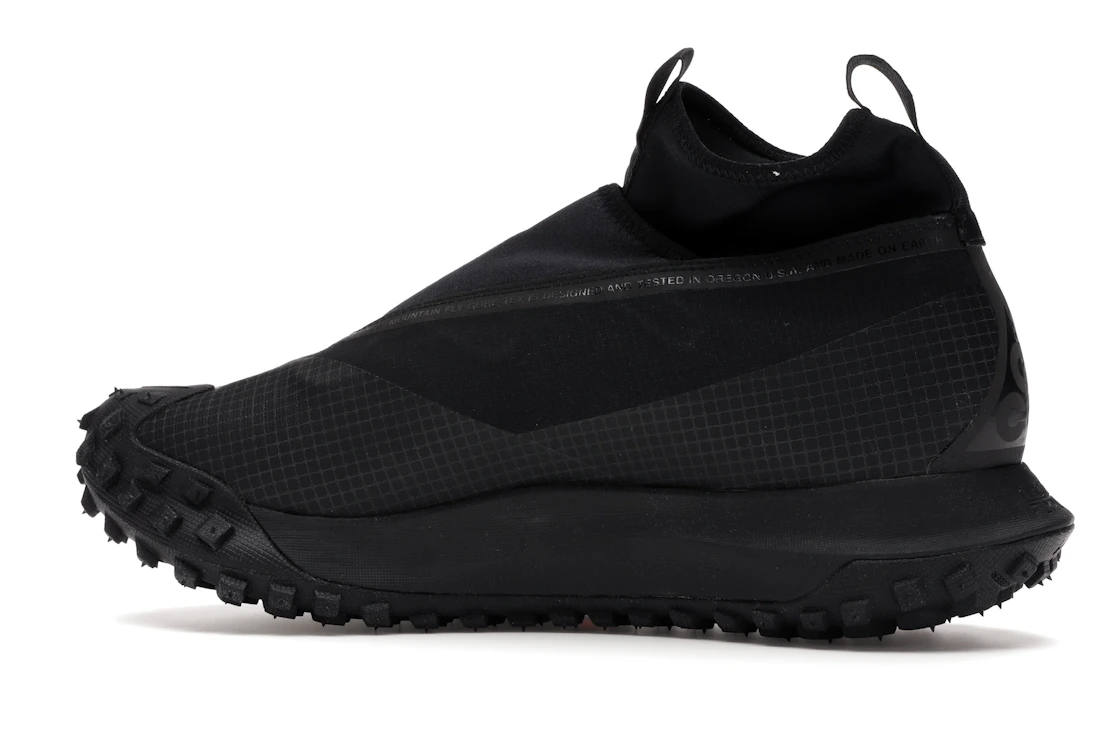 Vue 21 de Nike ACG Mountain Fly Gore-tex Dark Grey