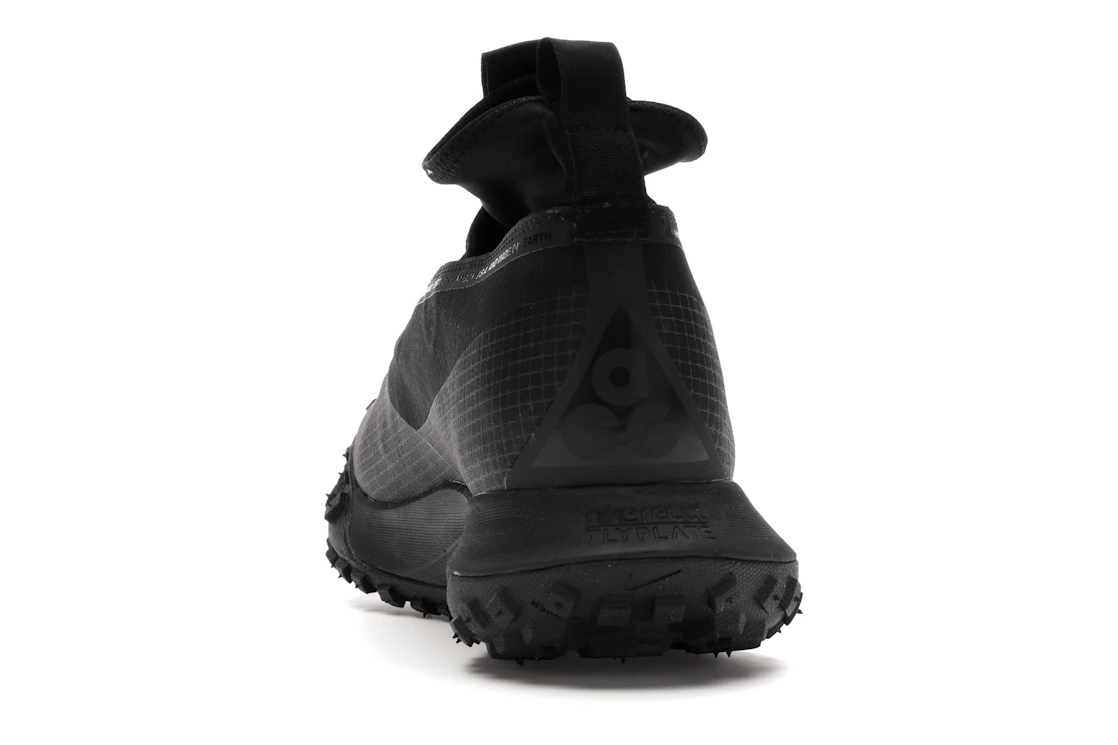 Vue 27 de Nike ACG Mountain Fly Gore-tex Dark Grey