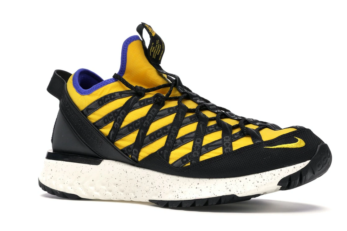 Vue 4 de Nike ACG React Terra Gobe Amarillo