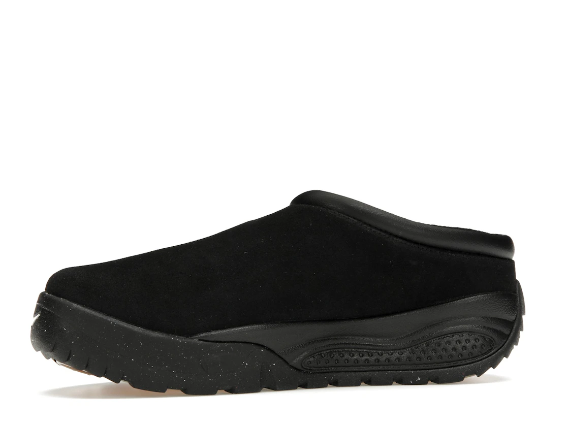 Vue 17 de Nike ACG Rufus Triple Black