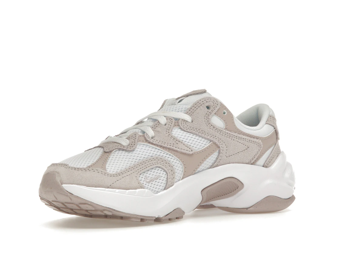 Vue 15 de Nike AL8 Platinum Violet