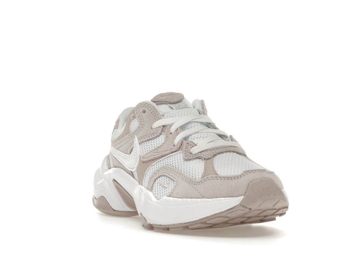 Vue 7 de Nike AL8 Platinum Violet