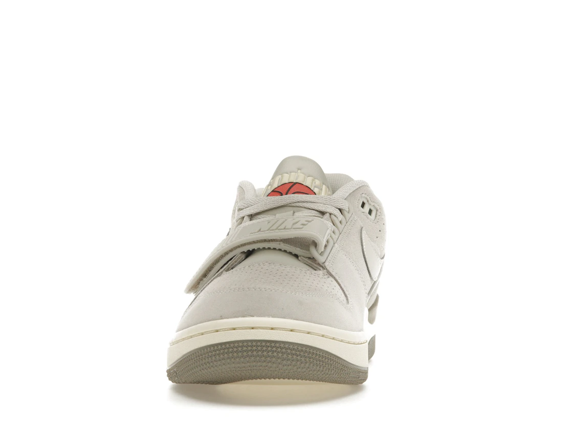 Vue 11 de Nike Air Alpha Force 88 Light Bone Coconut Milk