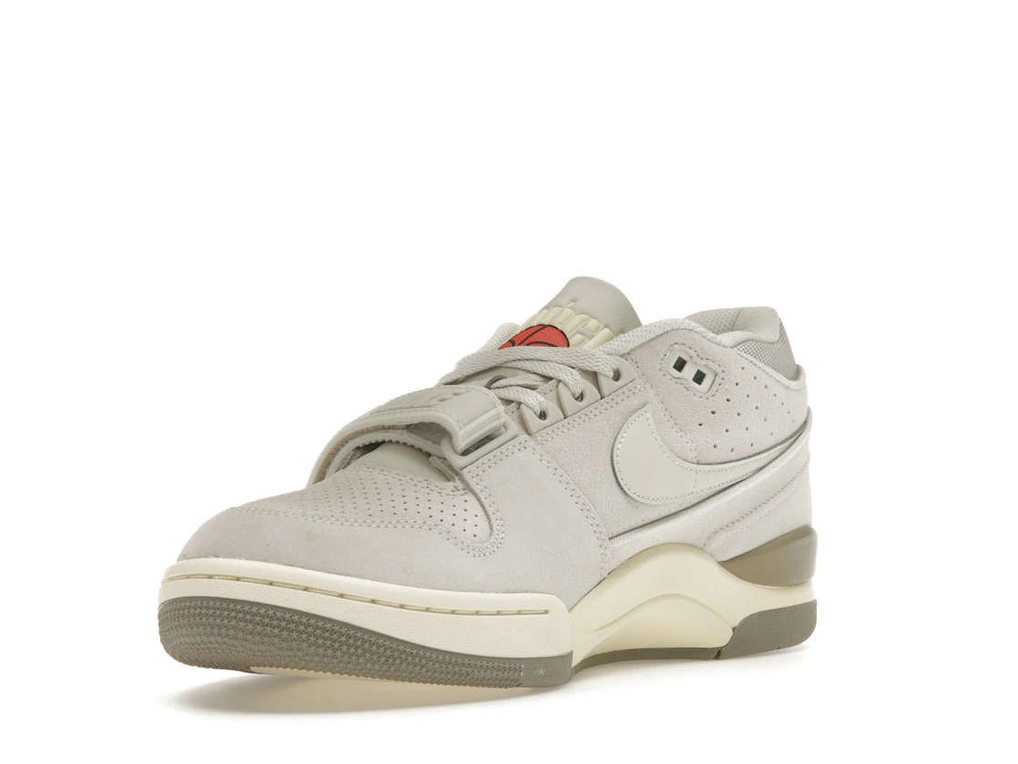 Vue 14 de Nike Air Alpha Force 88 Light Bone Coconut Milk