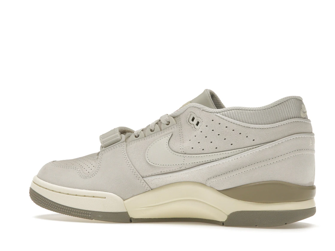 Vue 21 de Nike Air Alpha Force 88 Light Bone Coconut Milk