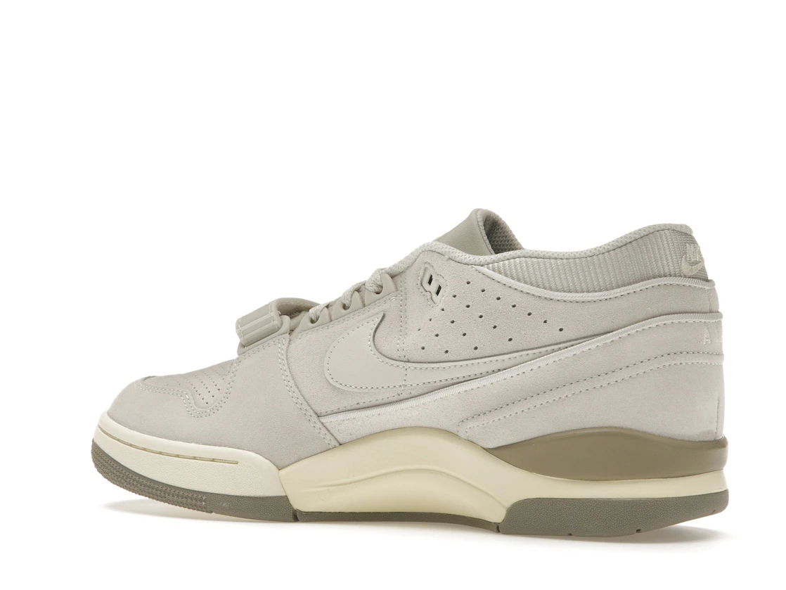 Vue 22 de Nike Air Alpha Force 88 Light Bone Coconut Milk