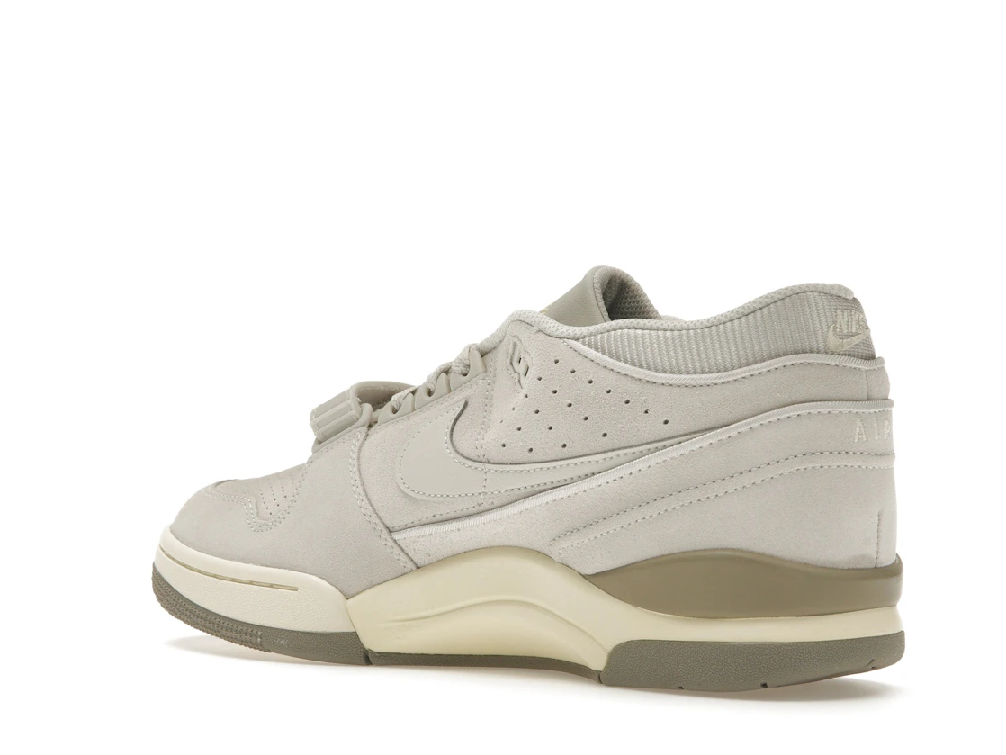 Vue 23 de Nike Air Alpha Force 88 Light Bone Coconut Milk