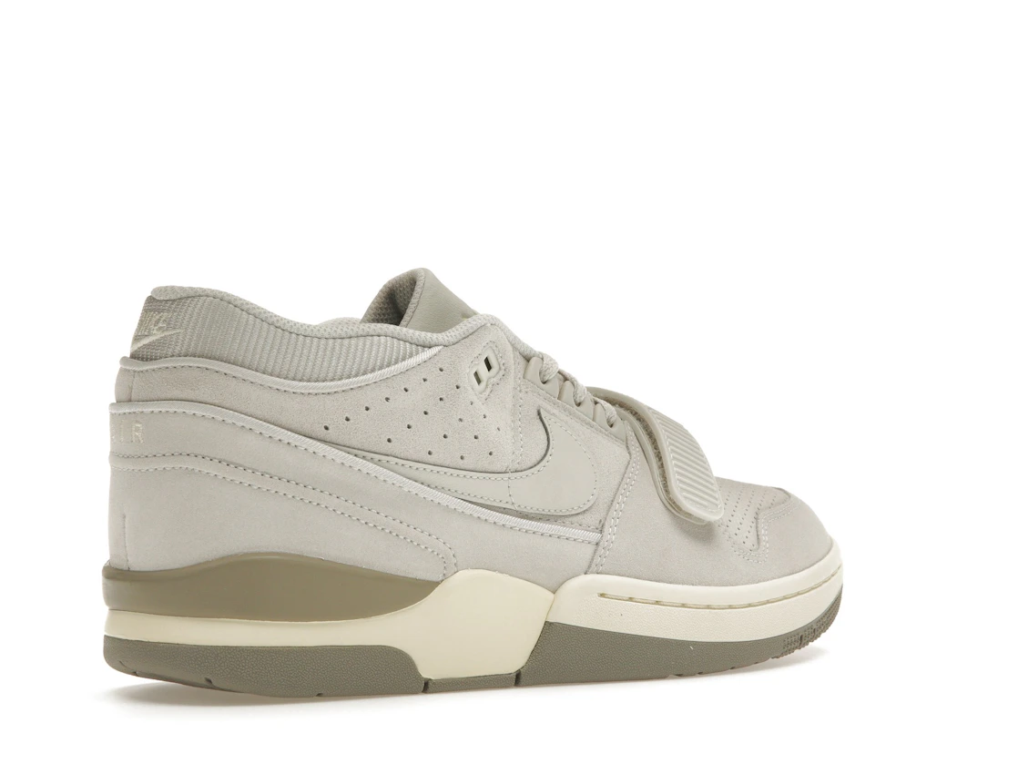 Vue 33 de Nike Air Alpha Force 88 Light Bone Coconut Milk