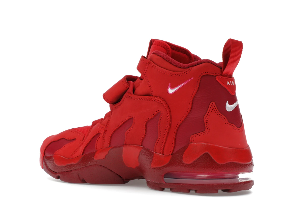 Vue 23 de Nike Air DT Max '96 Love Letter to Connie