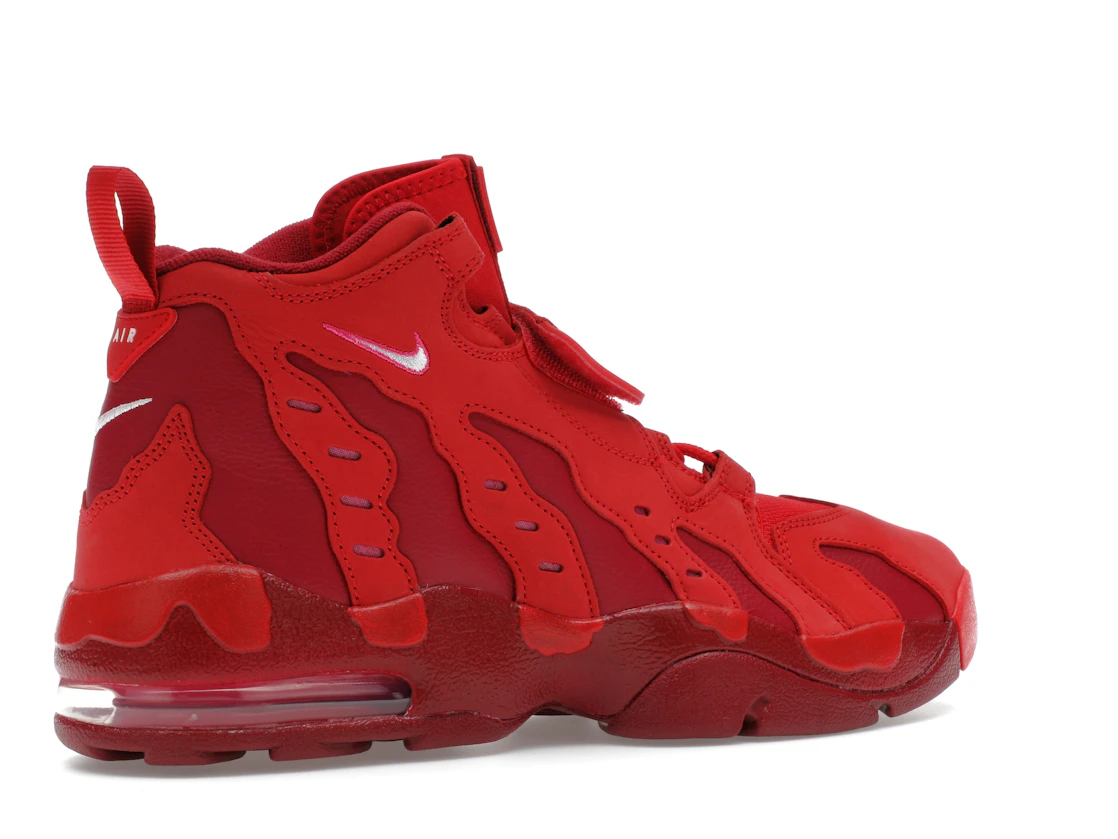 Vue 34 de Nike Air DT Max '96 Love Letter to Connie