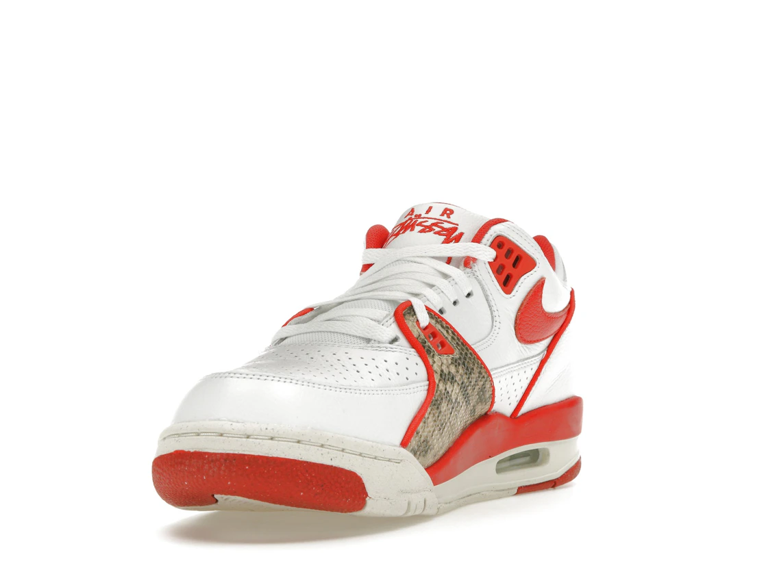Vue 13 de Nike Air Flight '89 Low SP Stussy Habanero Red