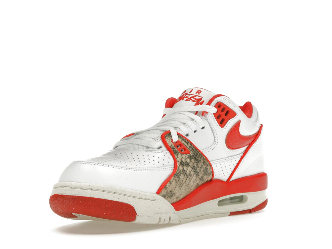 Vue 14 de Nike Air Flight '89 Low SP Stussy Habanero Red