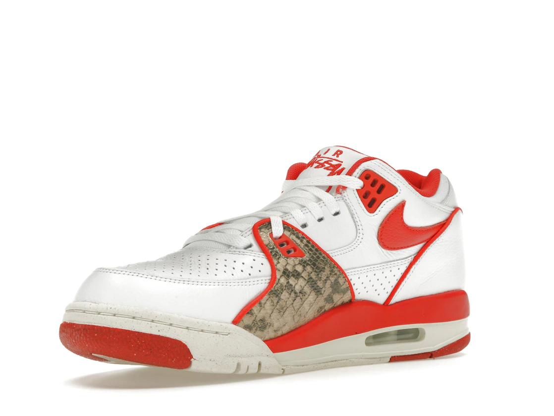 Vue 15 de Nike Air Flight '89 Low SP Stussy Habanero Red