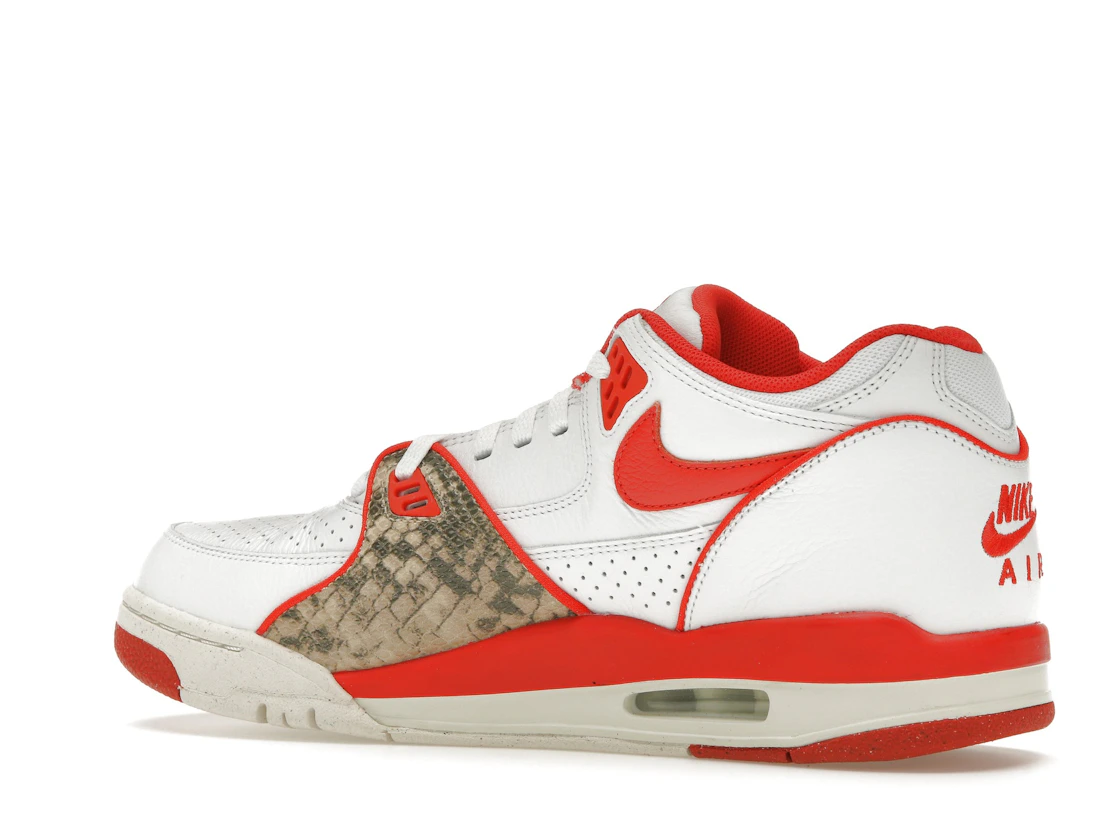 Vue 22 de Nike Air Flight '89 Low SP Stussy Habanero Red