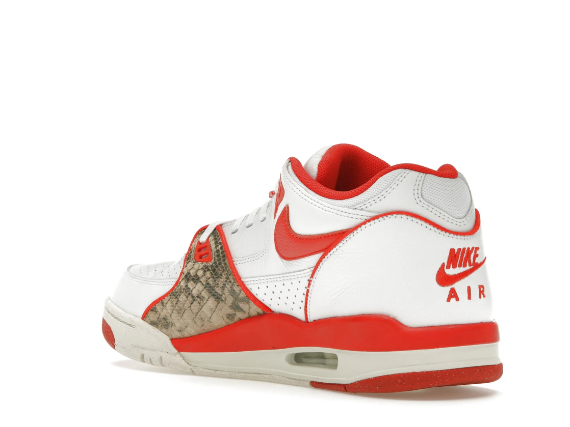 Vue 24 de Nike Air Flight '89 Low SP Stussy Habanero Red