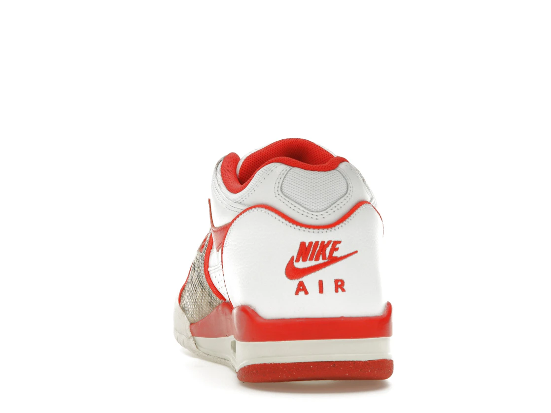 Vue 27 de Nike Air Flight '89 Low SP Stussy Habanero Red