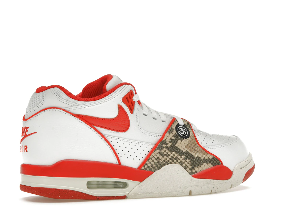 Vue 34 de Nike Air Flight '89 Low SP Stussy Habanero Red