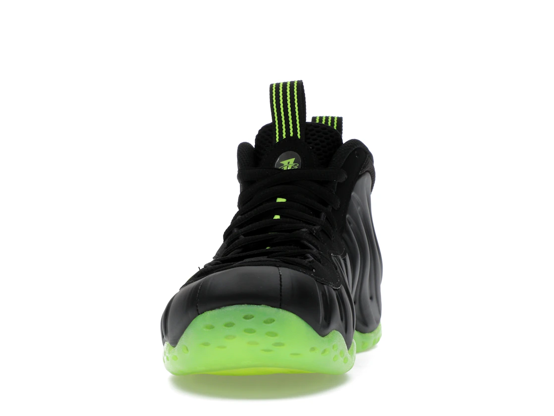 Vue 11 de Nike Air Foamposite One Black Volt