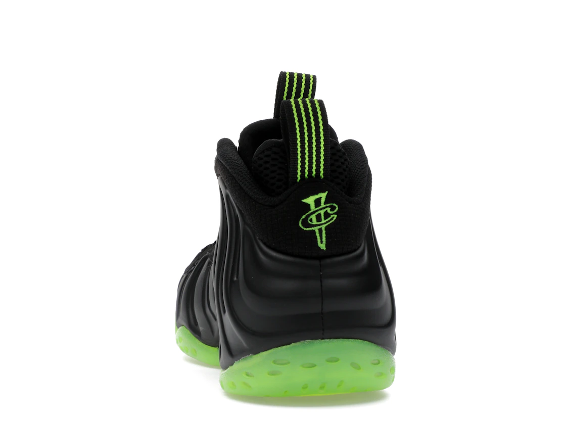 Vue 27 de Nike Air Foamposite One Black Volt
