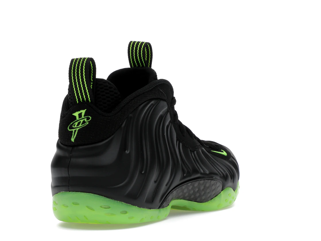 Vue 31 de Nike Air Foamposite One Black Volt