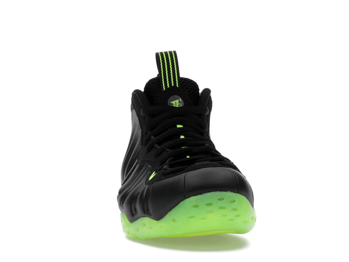 Vue 9 de Nike Air Foamposite One Black Volt