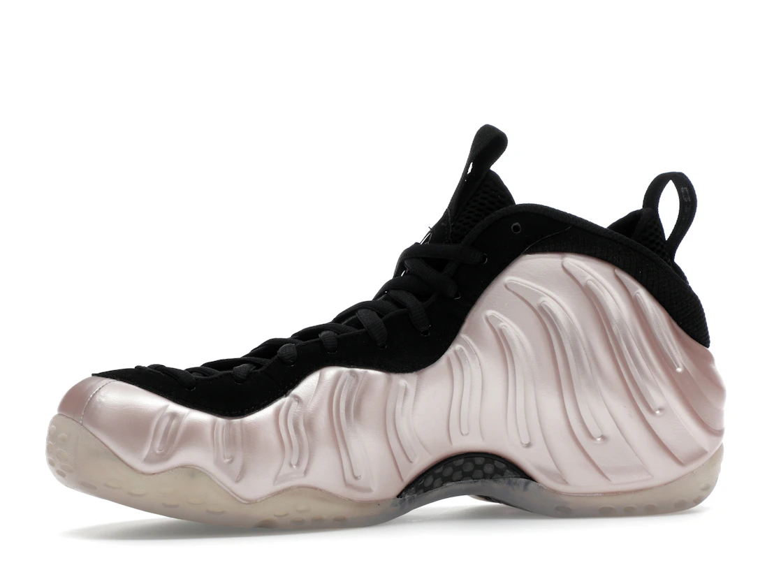 Vue 17 de Nike Air Foamposite One DMV Cherry Blossom