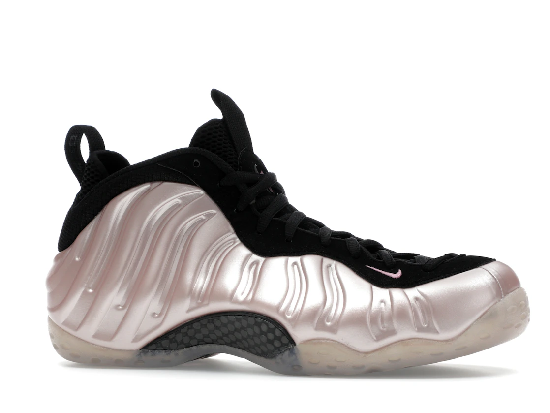 Vue 3 de Nike Air Foamposite One DMV Cherry Blossom