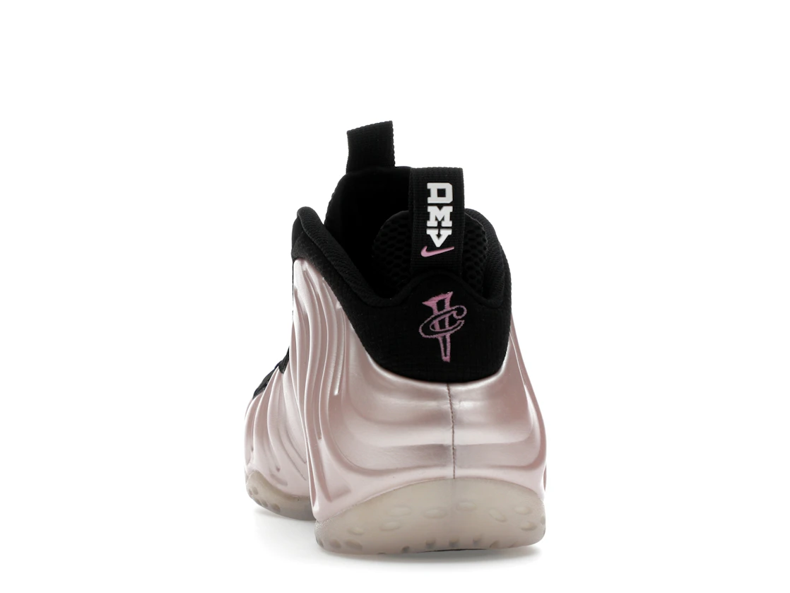 Vue 27 de Nike Air Foamposite One DMV Cherry Blossom