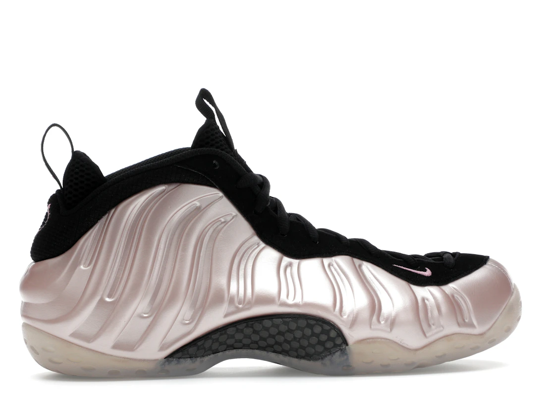 Vue 36 de Nike Air Foamposite One DMV Cherry Blossom