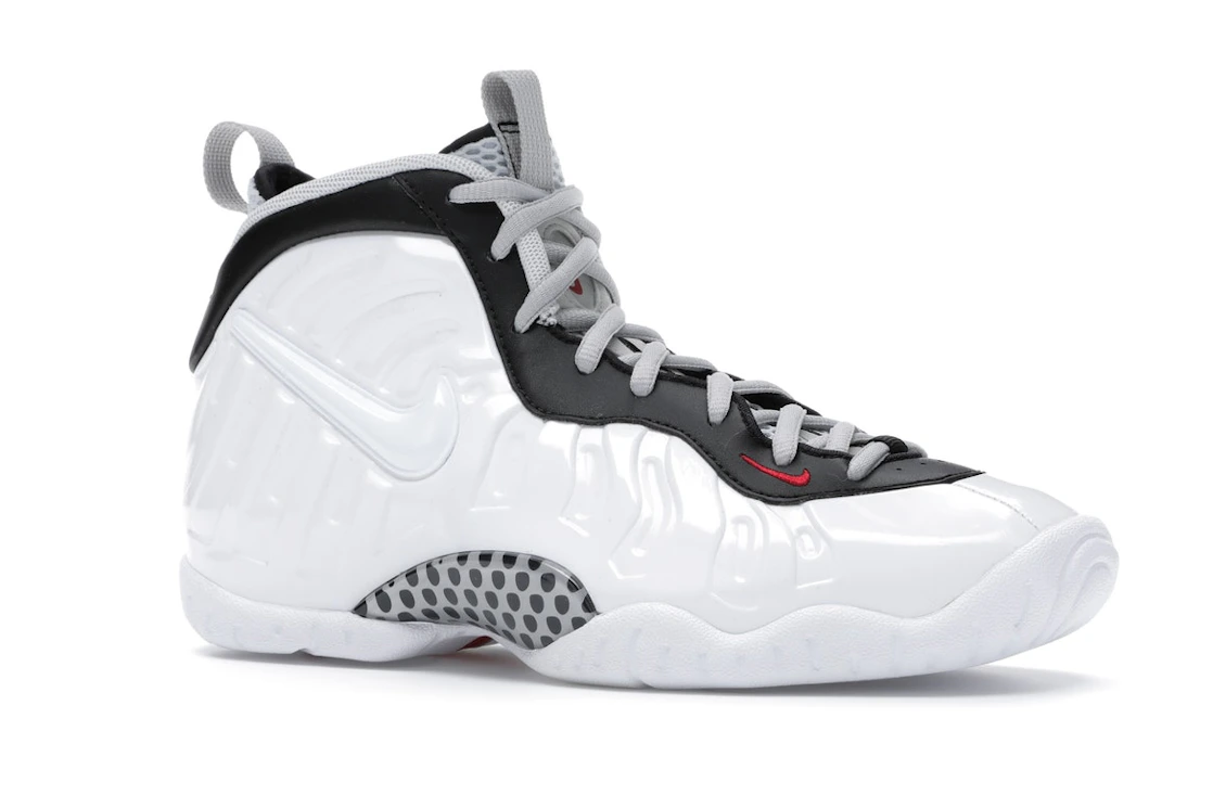 Vue 4 de Nike Air Foamposite Pro White Black University Red (GS)