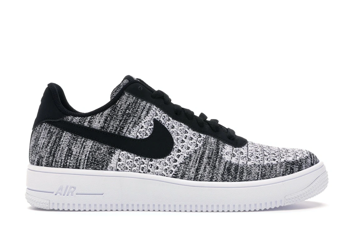 Vue 1 de Nike Air Force 1 Flyknit 2 Black Pure Platinum