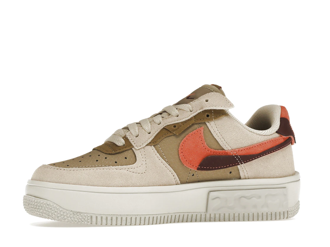 Vue 17 de Nike Air Force 1 Fontanka Rattan 