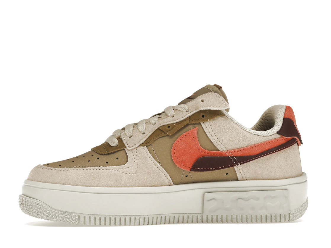 Vue 18 de Nike Air Force 1 Fontanka Rattan 