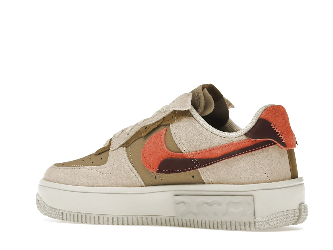 Vue 22 de Nike Air Force 1 Fontanka Rattan 
