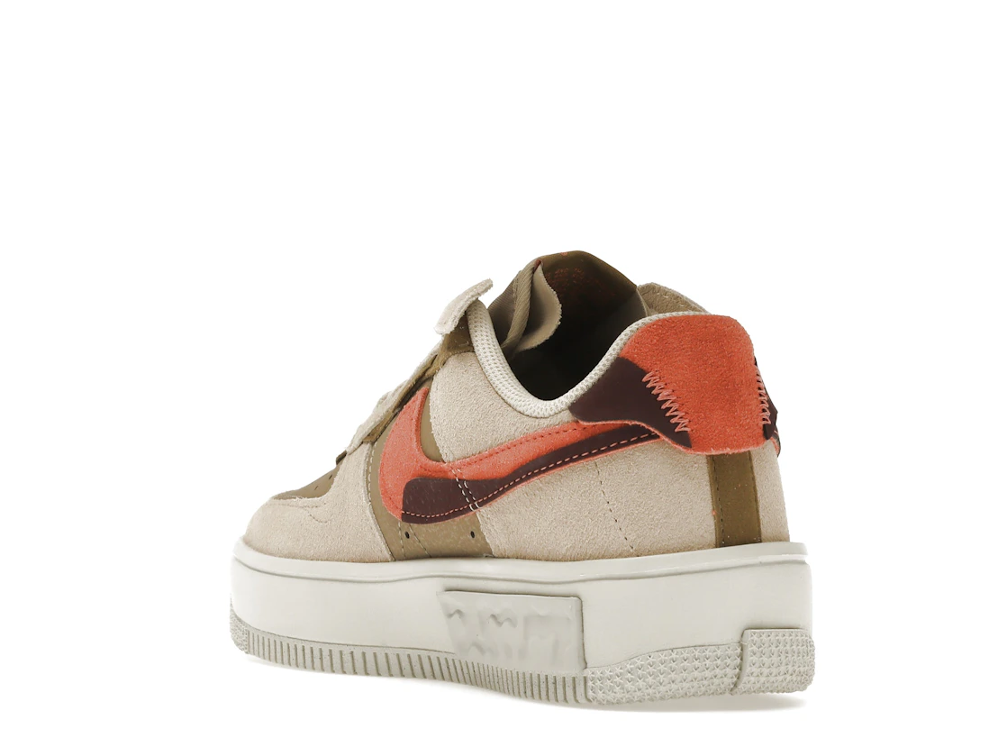 Vue 25 de Nike Air Force 1 Fontanka Rattan 