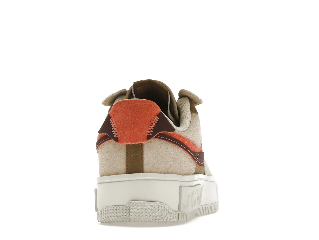 Vue 29 de Nike Air Force 1 Fontanka Rattan 