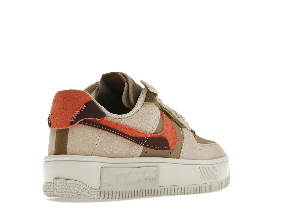 Vue 32 de Nike Air Force 1 Fontanka Rattan 