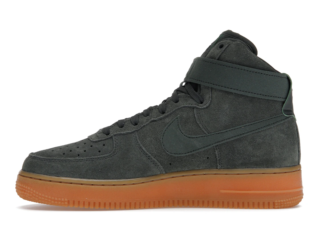 Vue 19 de Nike Air Force 1 High '07 LV8 Suede Vintage Green
