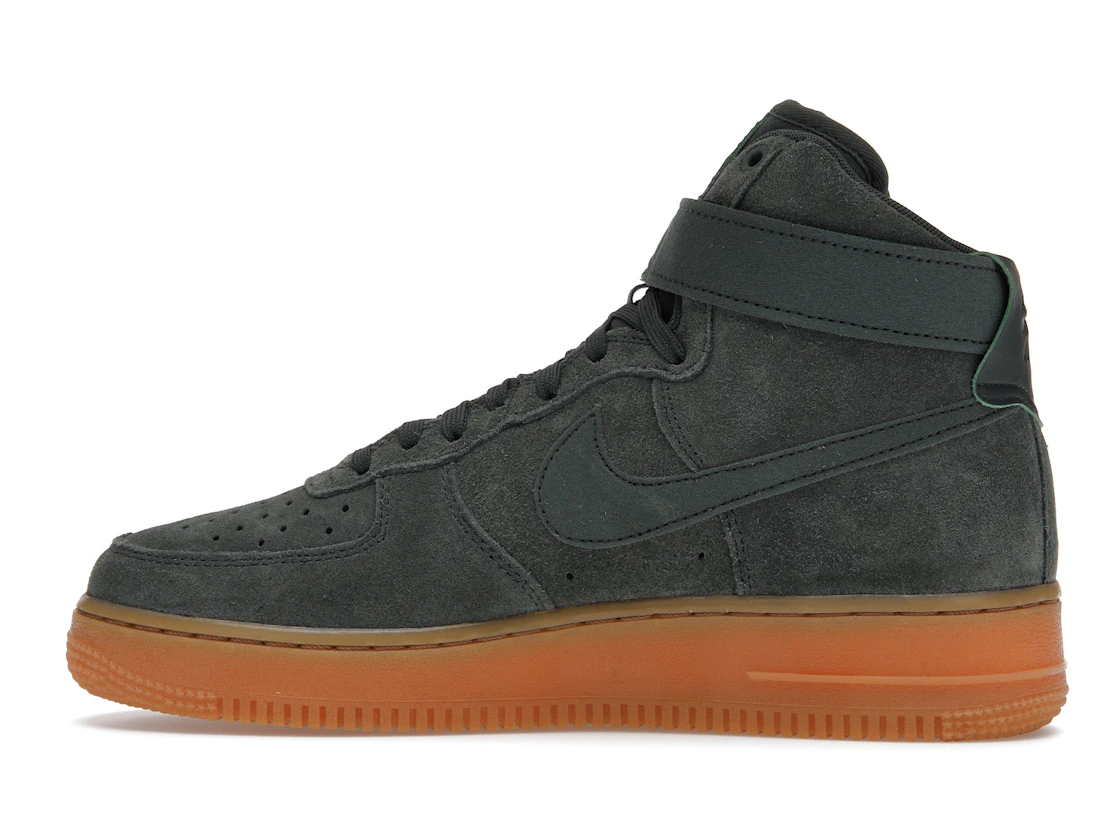 Vue 20 de Nike Air Force 1 High '07 LV8 Suede Vintage Green