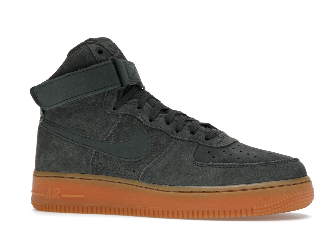 Vue 3 de Nike Air Force 1 High '07 LV8 Suede Vintage Green