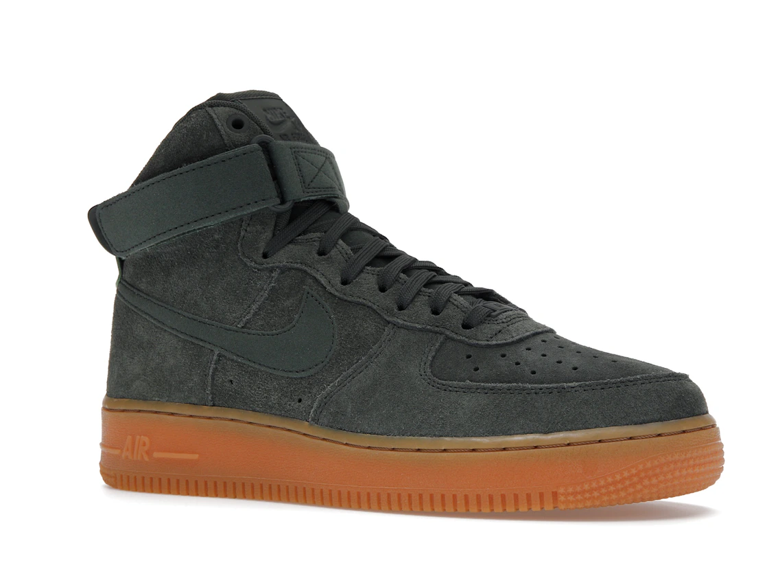 Vue 4 de Nike Air Force 1 High '07 LV8 Suede Vintage Green