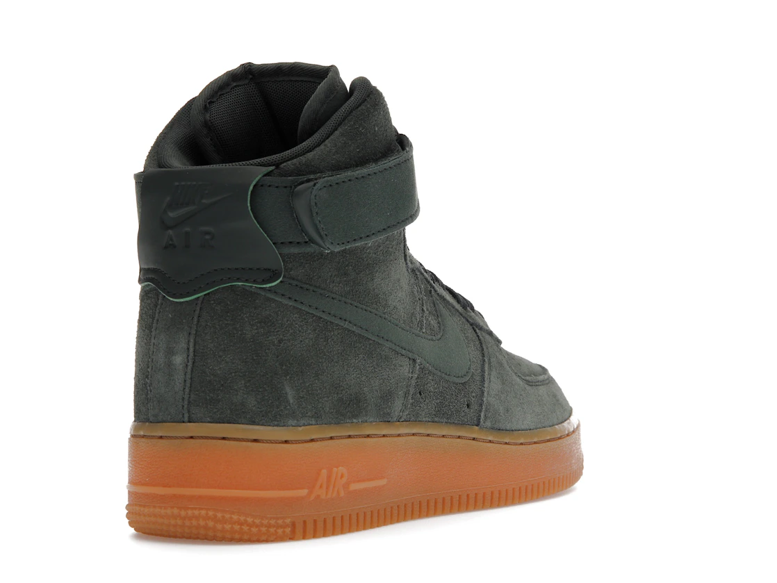 Vue 31 de Nike Air Force 1 High '07 LV8 Suede Vintage Green