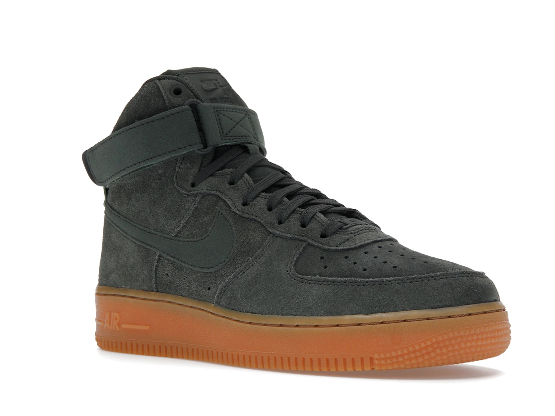 Vue 5 de Nike Air Force 1 High '07 LV8 Suede Vintage Green