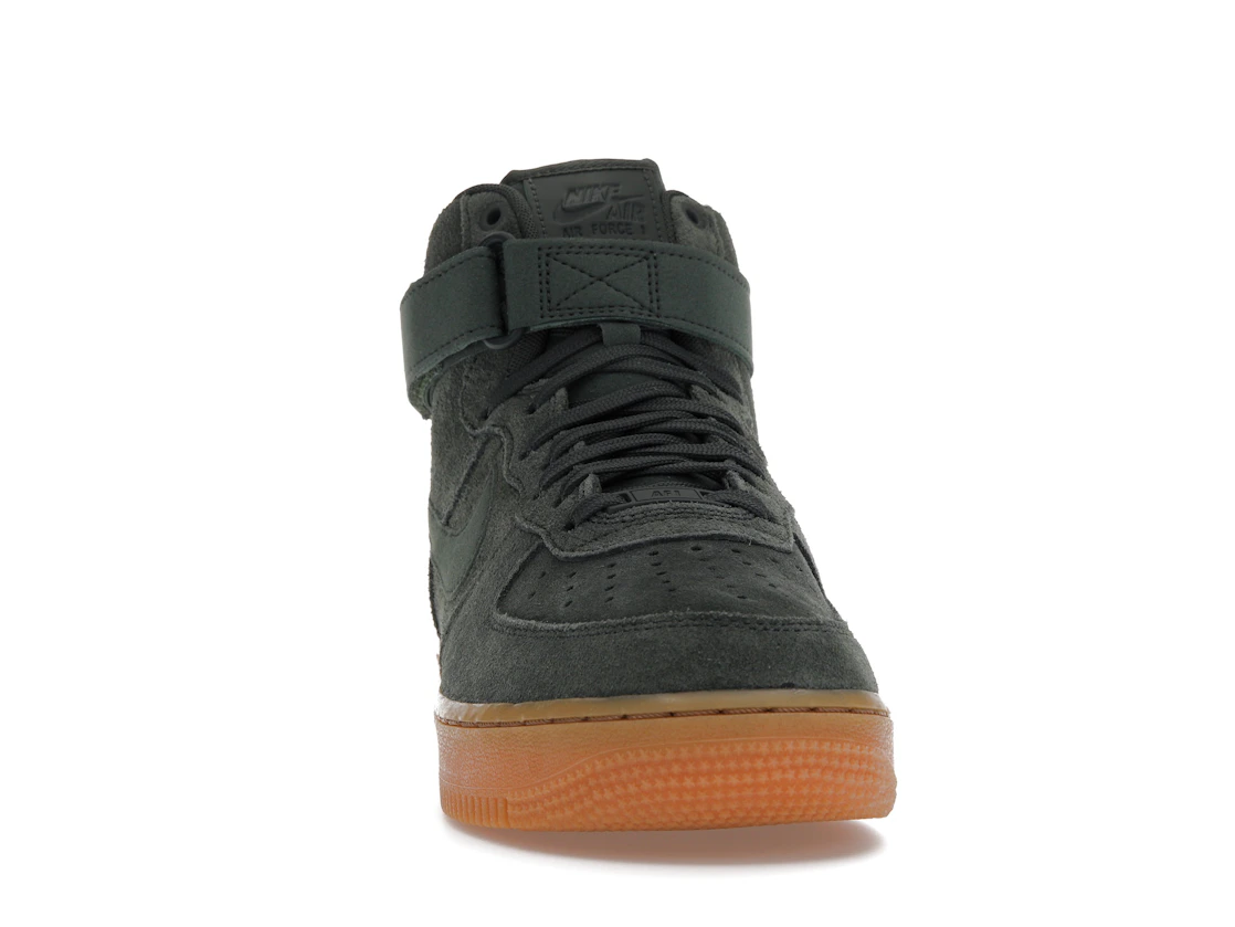 Vue 9 de Nike Air Force 1 High '07 LV8 Suede Vintage Green