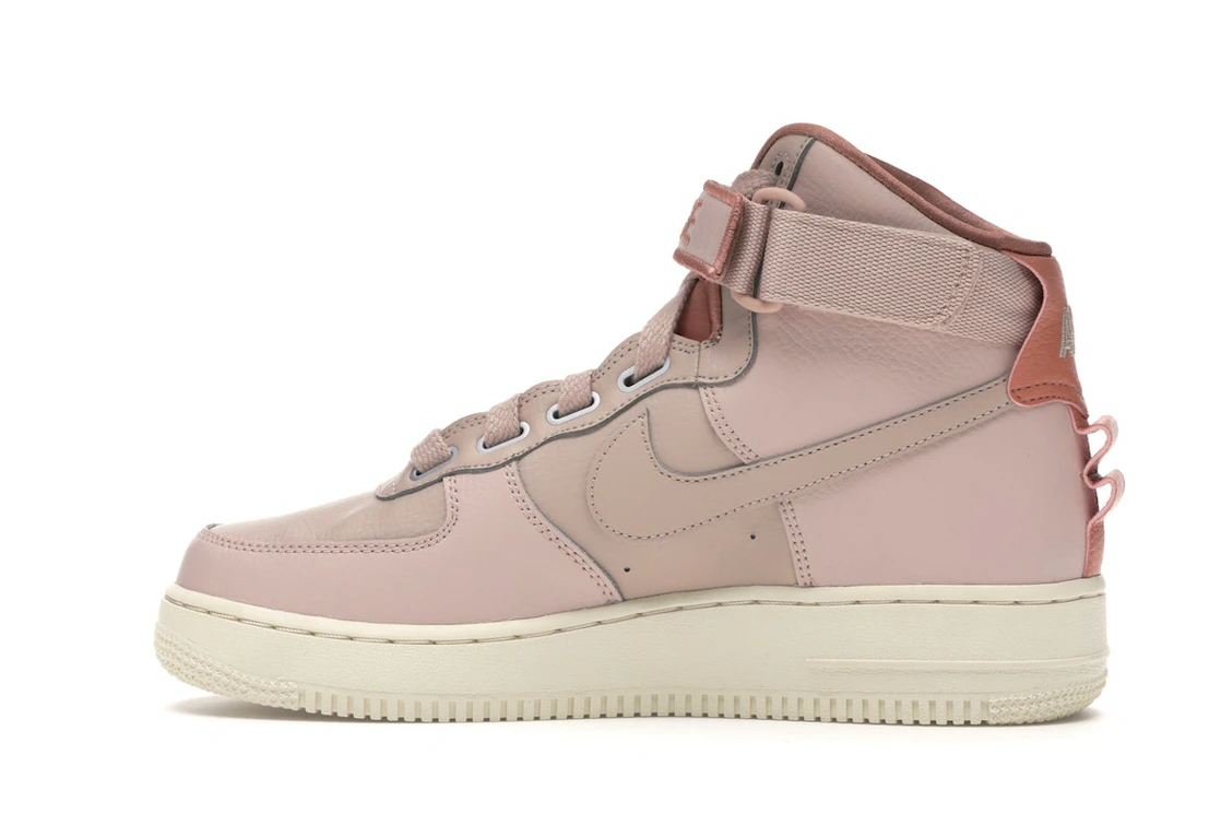 Vue 20 de Nike Air Force 1 High Utility Particle Beige 