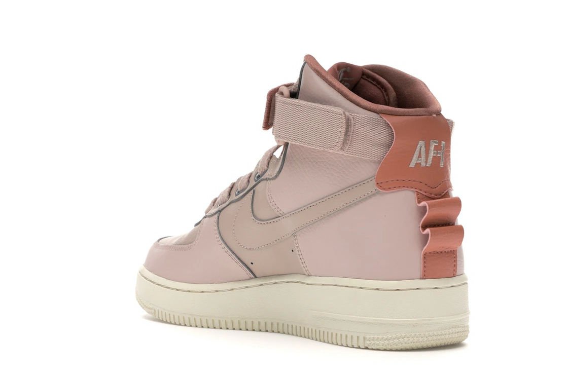 Vue 24 de Nike Air Force 1 High Utility Particle Beige 
