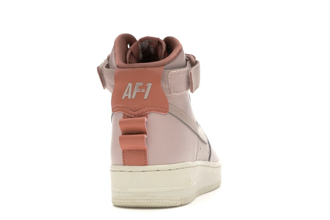 Vue 29 de Nike Air Force 1 High Utility Particle Beige 