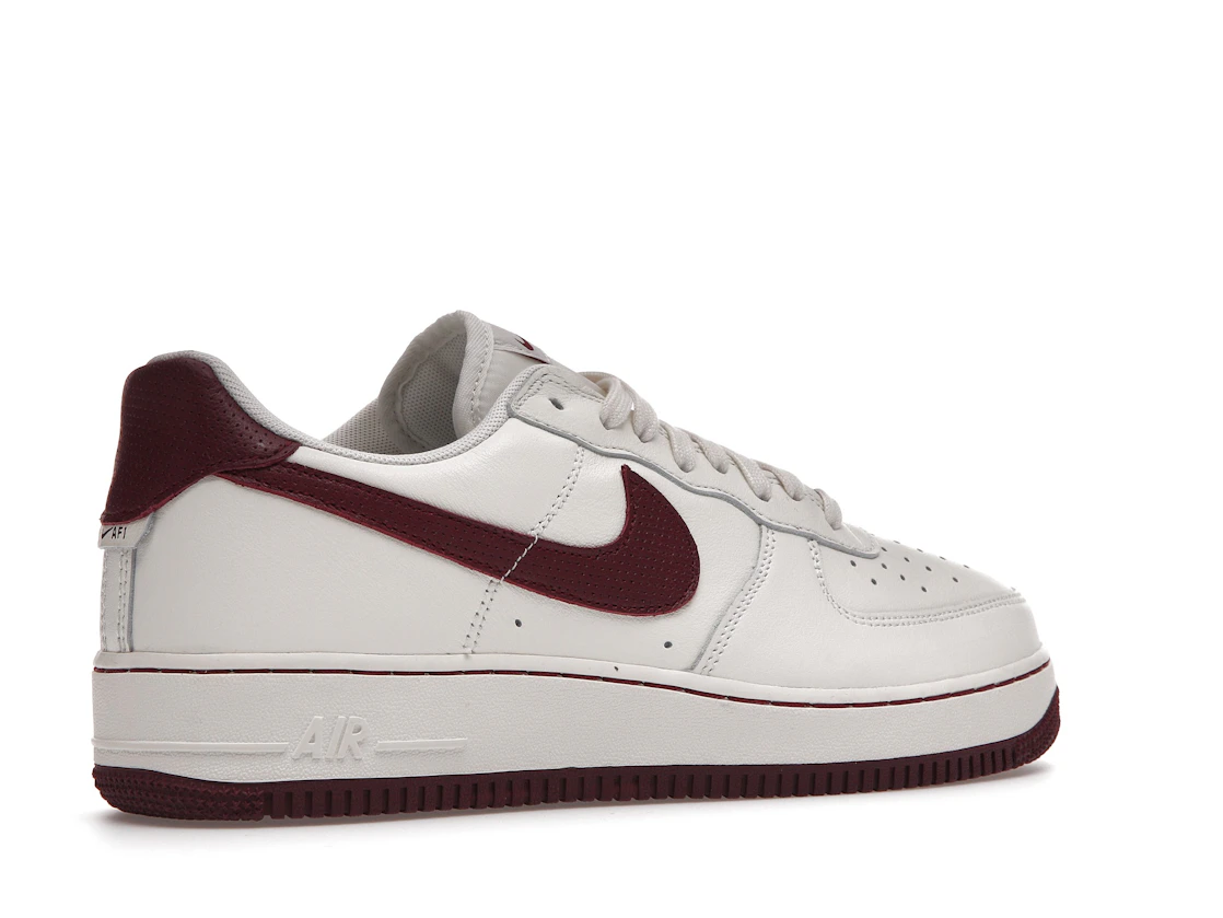 Vue 34 de Nike Air Force 1 Low '07 Craft Dark Beetroot