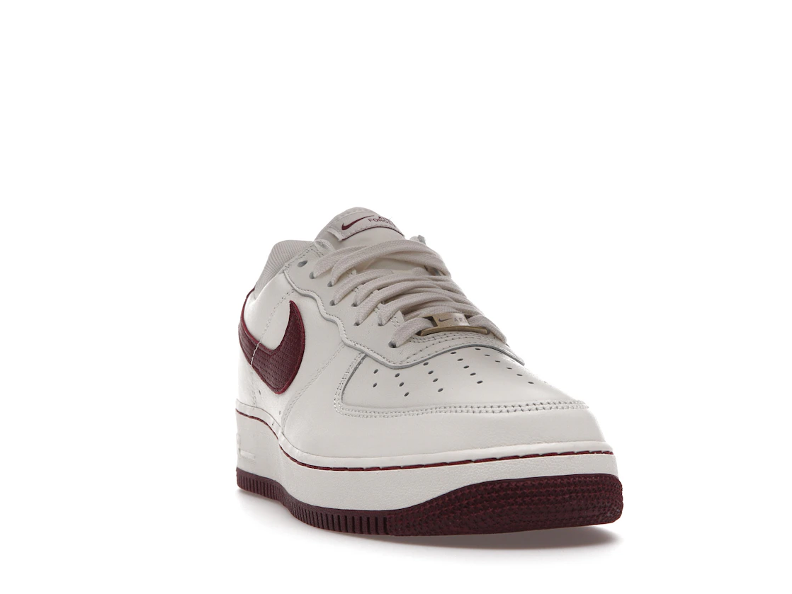 Vue 8 de Nike Air Force 1 Low '07 Craft Dark Beetroot